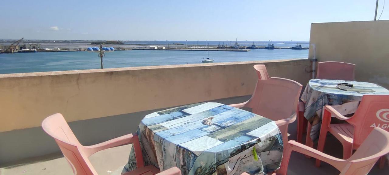 The Twins Rooms In Trapani 1 Exterior foto